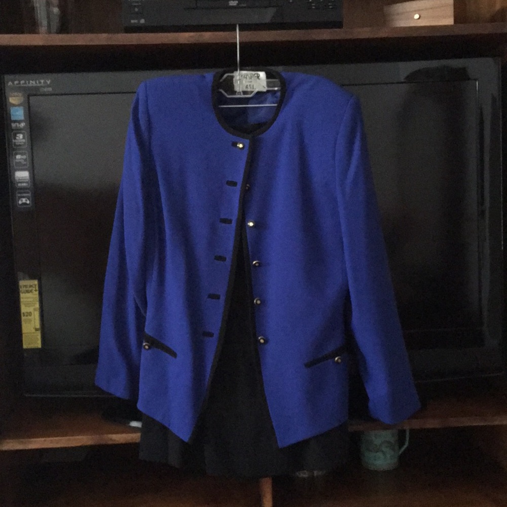Suit